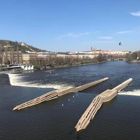 Διαμέρισμα Escape By The River