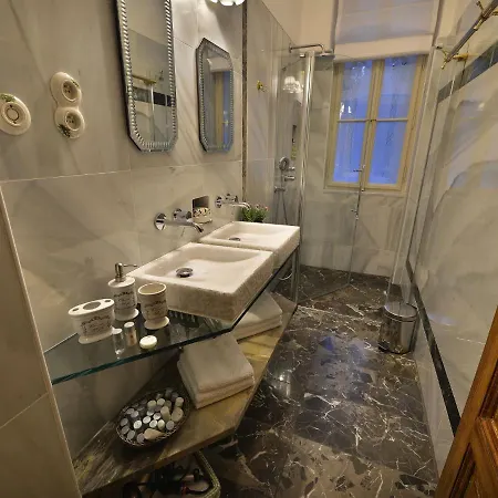 Unique In Near River Vltava Apartment