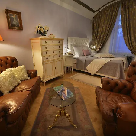 Escape By The River Apartment *